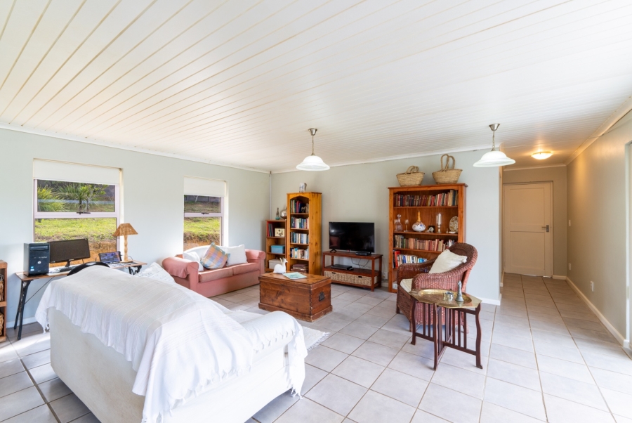 1 Bedroom Property for Sale in Napier Western Cape